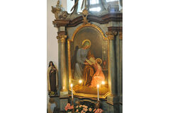 Detail oltáře svaté Anny v pravé lodi